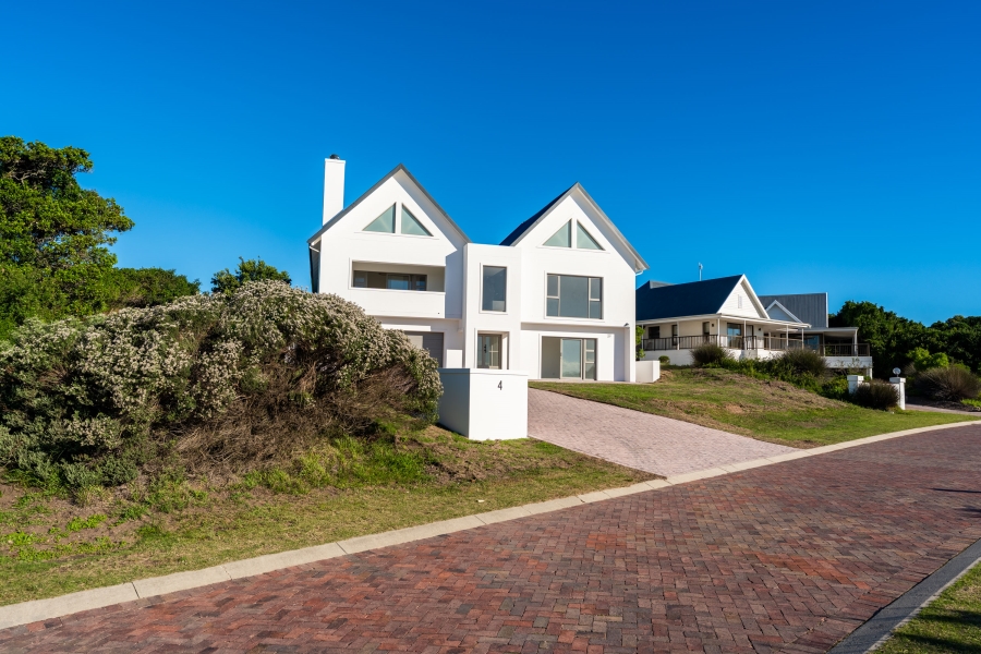 4 Bedroom Property for Sale in St Francis Links Eastern Cape